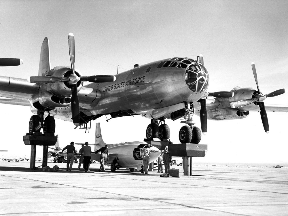 Bell X-1 con l'aereo madre